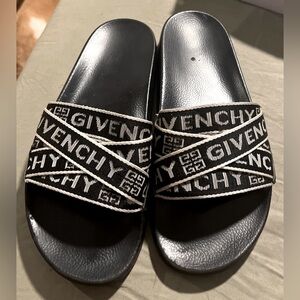 Sandales Givenchy Homme taille Home Slid Flat 4G Sz 40